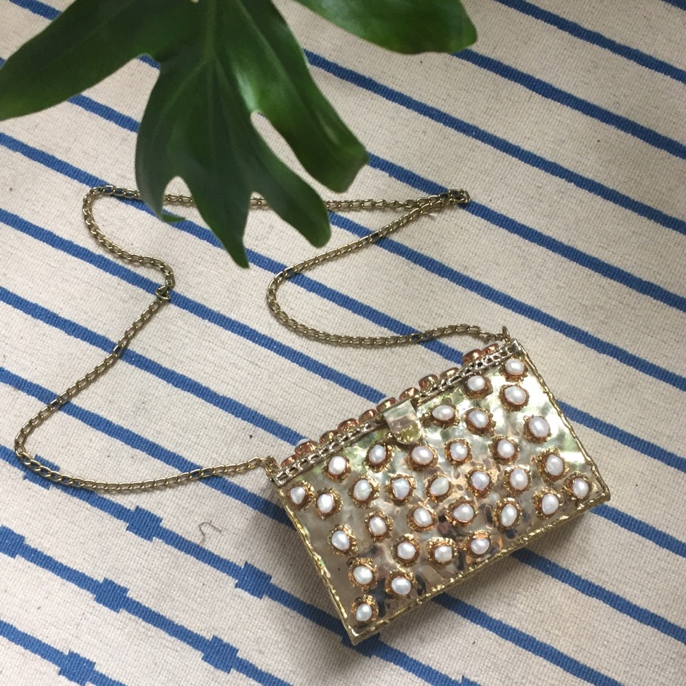 Metal purse with pearls
